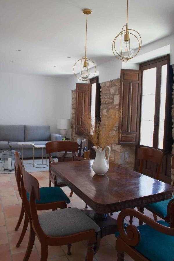 Apartamentos Tres Llaves Palacio De Vela De Los Cobos Úbeda Exterior foto