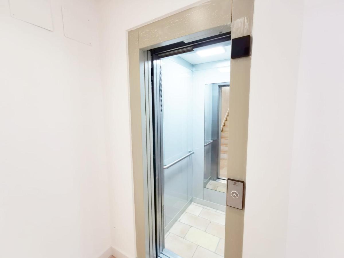 Apartamentos Tres Llaves Palacio De Vela De Los Cobos Úbeda Exterior foto